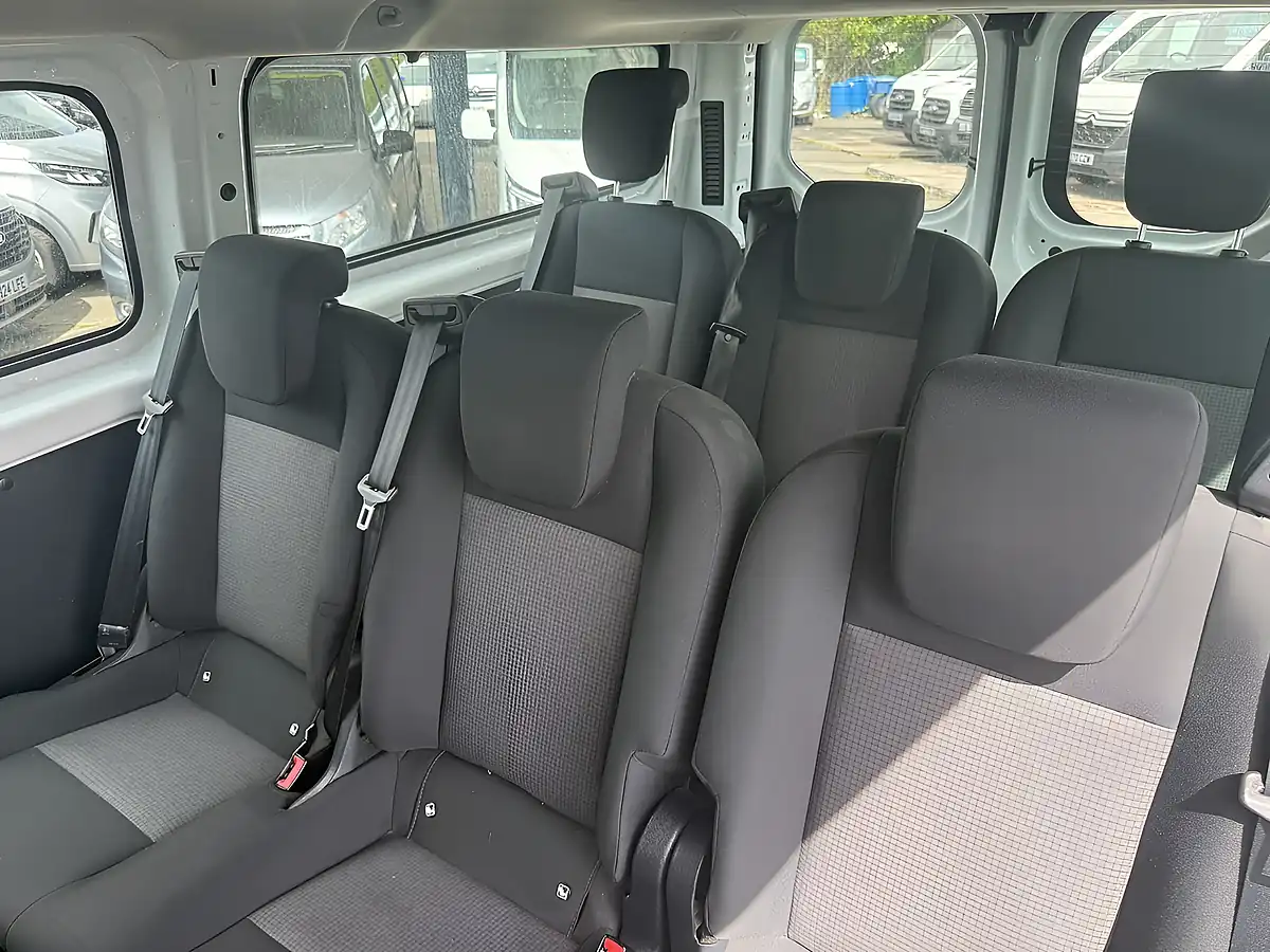 Used 2019 Ford Transit Custom Leader White - Interior and Exterior details 7