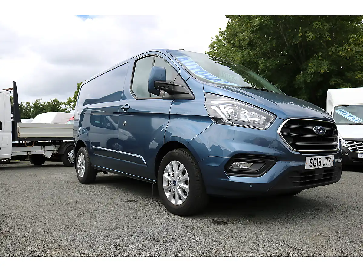Used 2019 Ford Transit Custom Limited Blue - Interior and Exterior details 11
