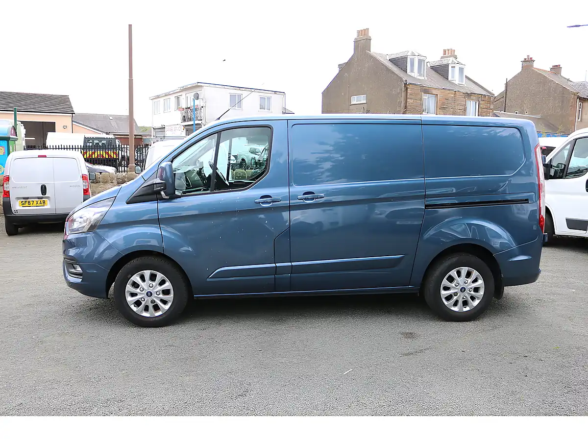 Used 2019 Ford Transit Custom Limited Blue - Interior and Exterior details 4