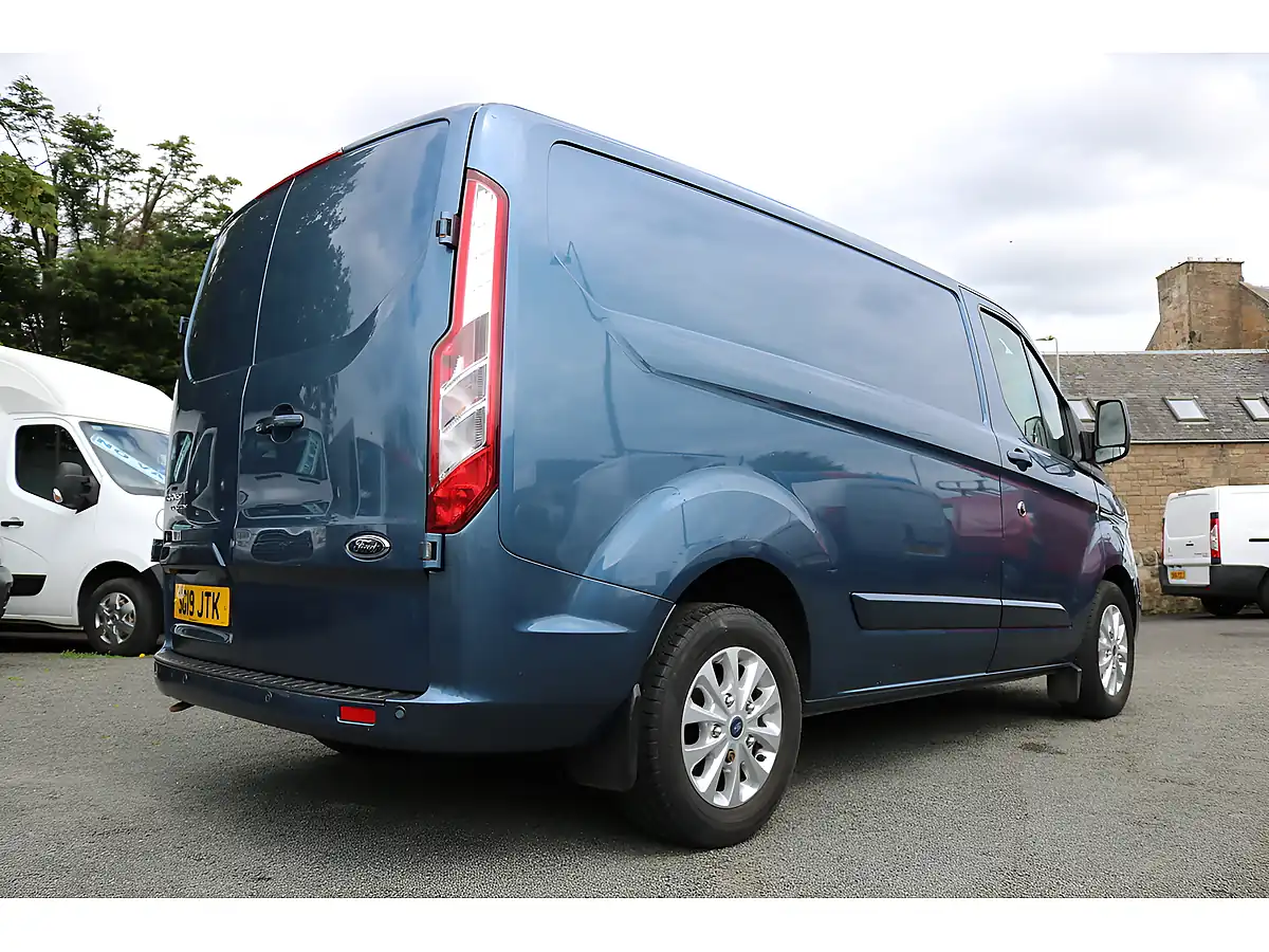 Used 2019 Ford Transit Custom Limited Blue - Interior and Exterior details 9