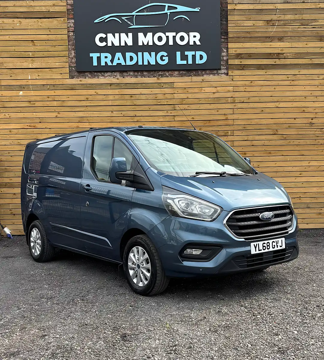 Used 2019 Ford Transit Custom Limited Blue - Front View