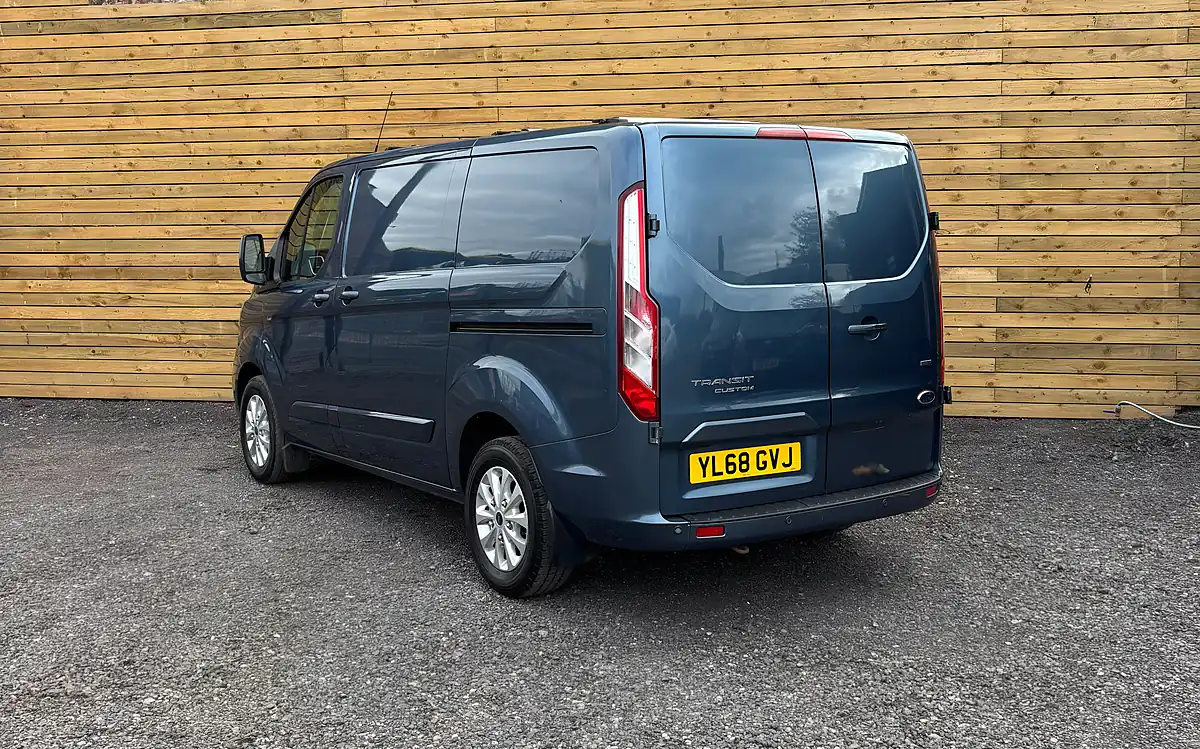 Used 2019 Ford Transit Custom Limited Blue - Interior and Exterior details 17