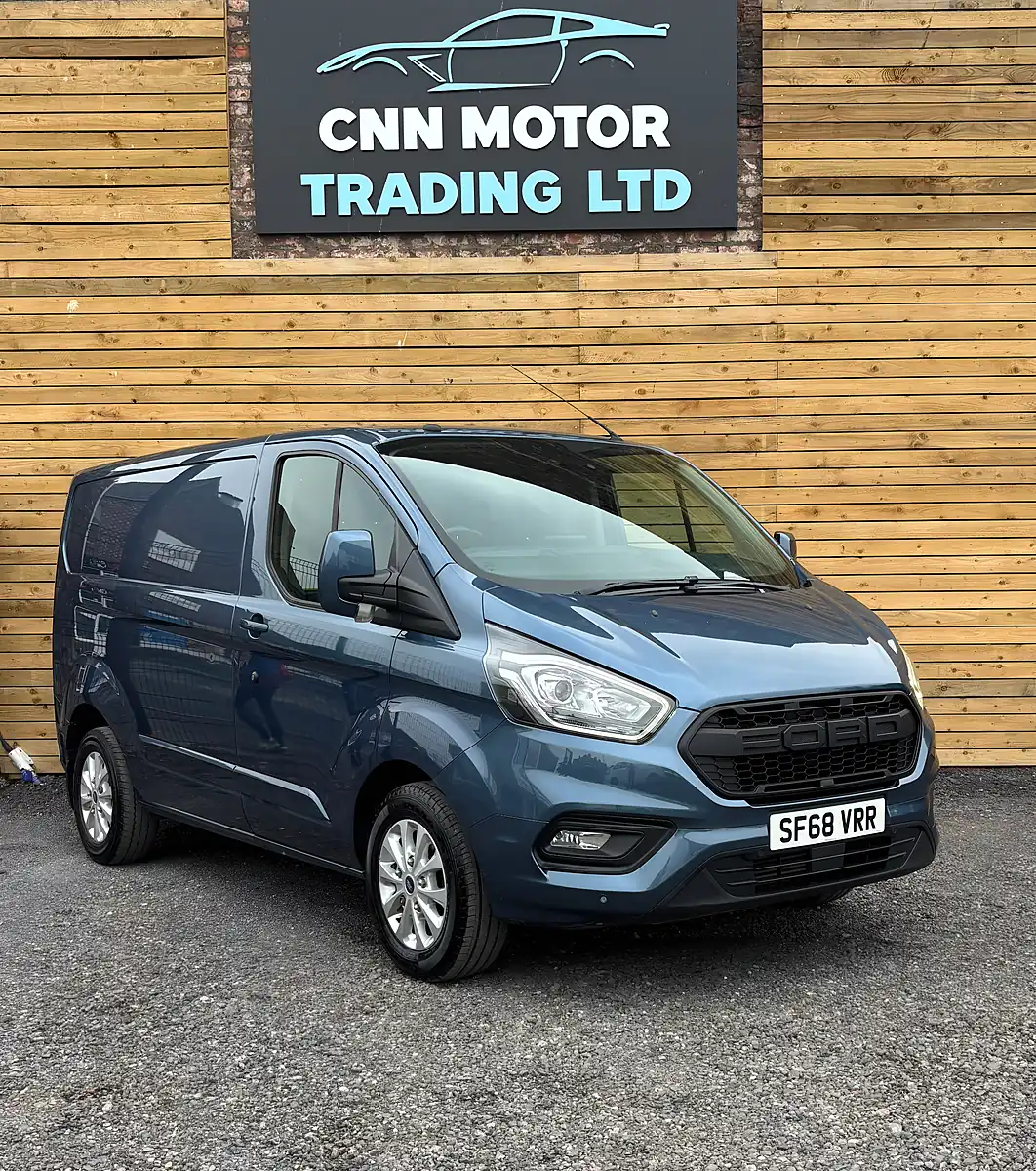Used 2019 Ford Transit Custom Limited Blue - Front View