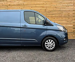 Used 2019 Ford Transit Custom Limited Blue - Interior and Exterior details 3