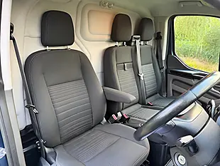 Used 2019 Ford Transit Custom Limited Blue - Interior and Exterior details 18