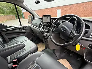 Used 2019 Ford Transit Custom Limited Crew Cab Black - Interior and Exterior details 11