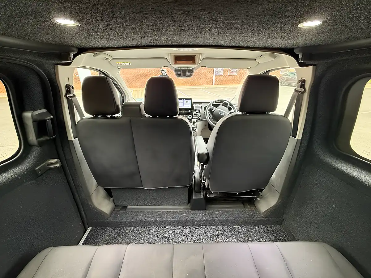 Used 2019 Ford Transit Custom Limited Crew Cab Black - Interior and Exterior details 6