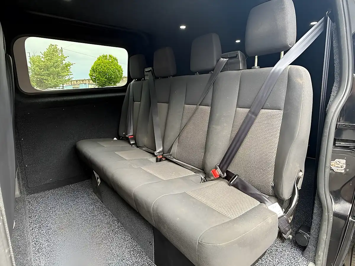 Used 2019 Ford Transit Custom Limited Crew Cab Black - Interior and Exterior details 8