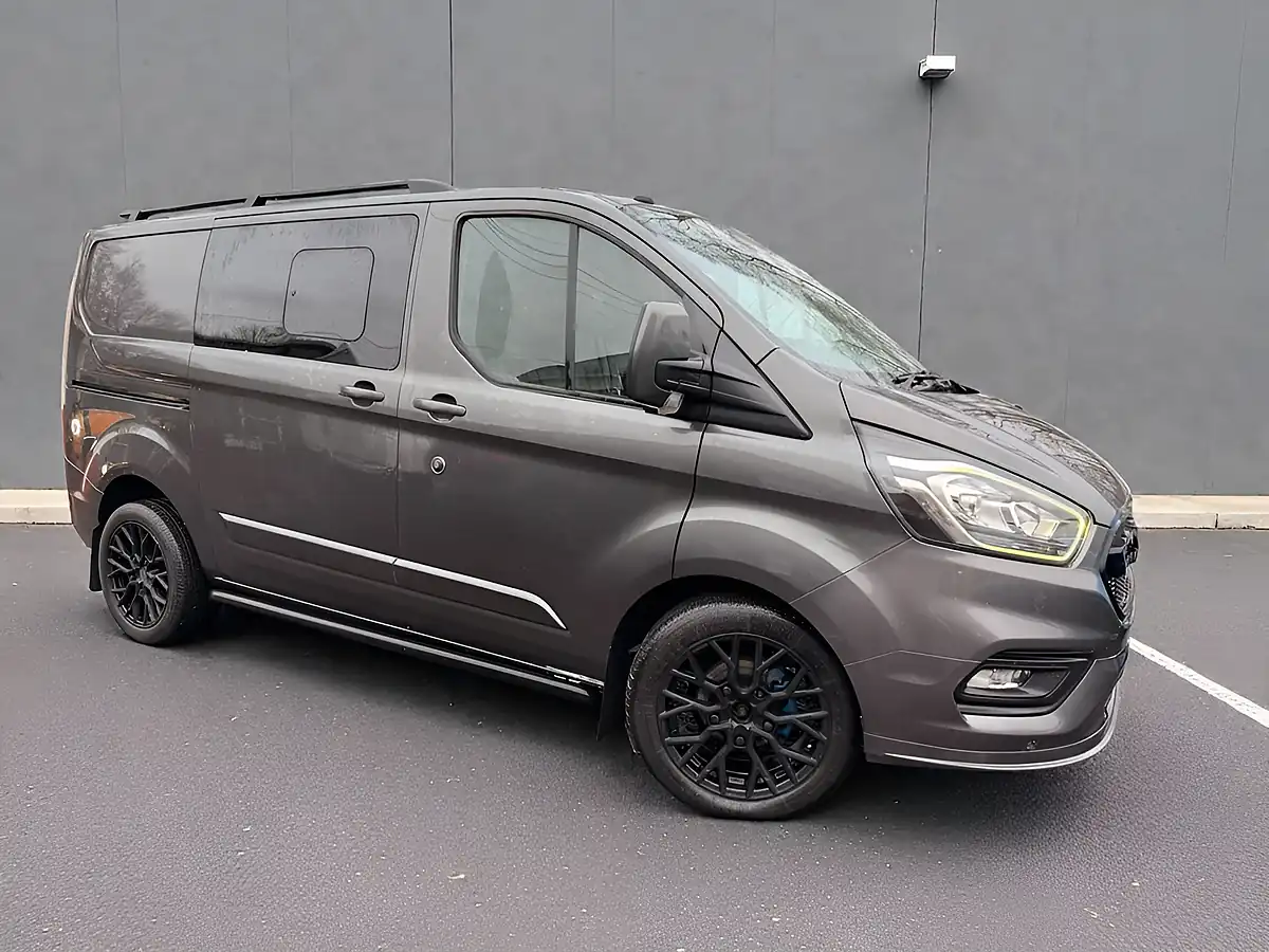 Used 2019 Ford Transit Custom Limited Crew Van Double Cab Grey - Front View