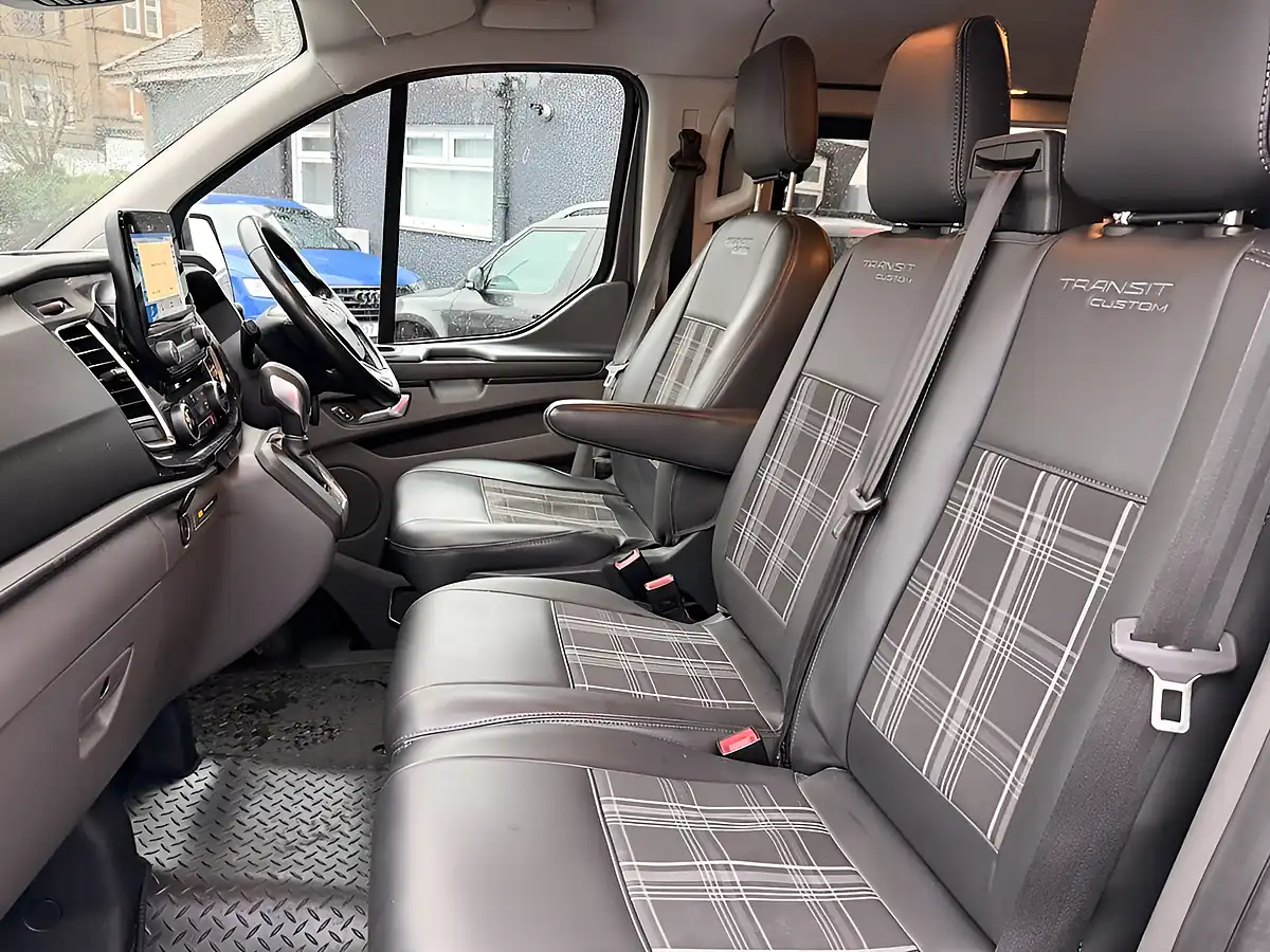 Used 2019 Ford Transit Custom Limited Crew Van Double Cab Grey - Interior and Exterior details 12