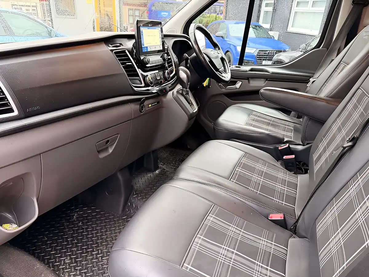 Used 2019 Ford Transit Custom Limited Crew Van Double Cab Grey - Interior and Exterior details 13