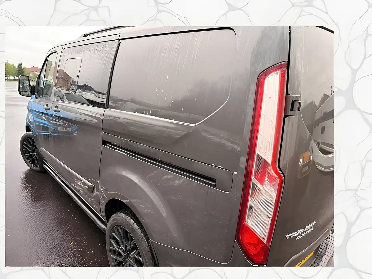 Used 2019 Ford Transit Custom Limited Crew Van Double Cab Grey - Interior and Exterior details 8