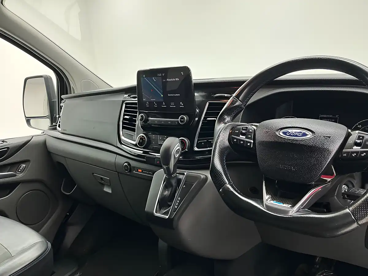 Used 2019 Ford Transit Custom Limited Crew Van Double Cab Magnetic Grey - Interior and Exterior details 11