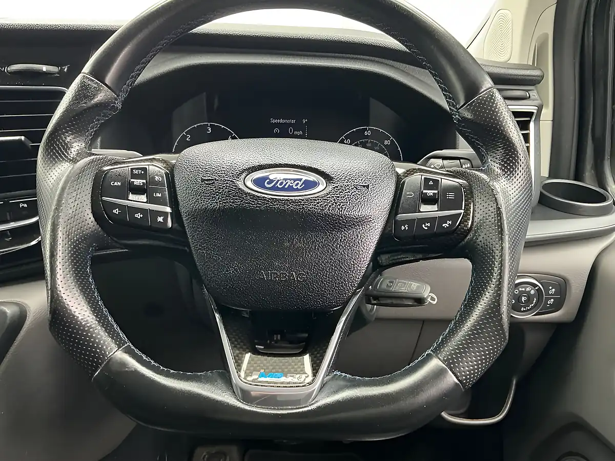 Used 2019 Ford Transit Custom Limited Crew Van Double Cab Magnetic Grey - Interior and Exterior details 9