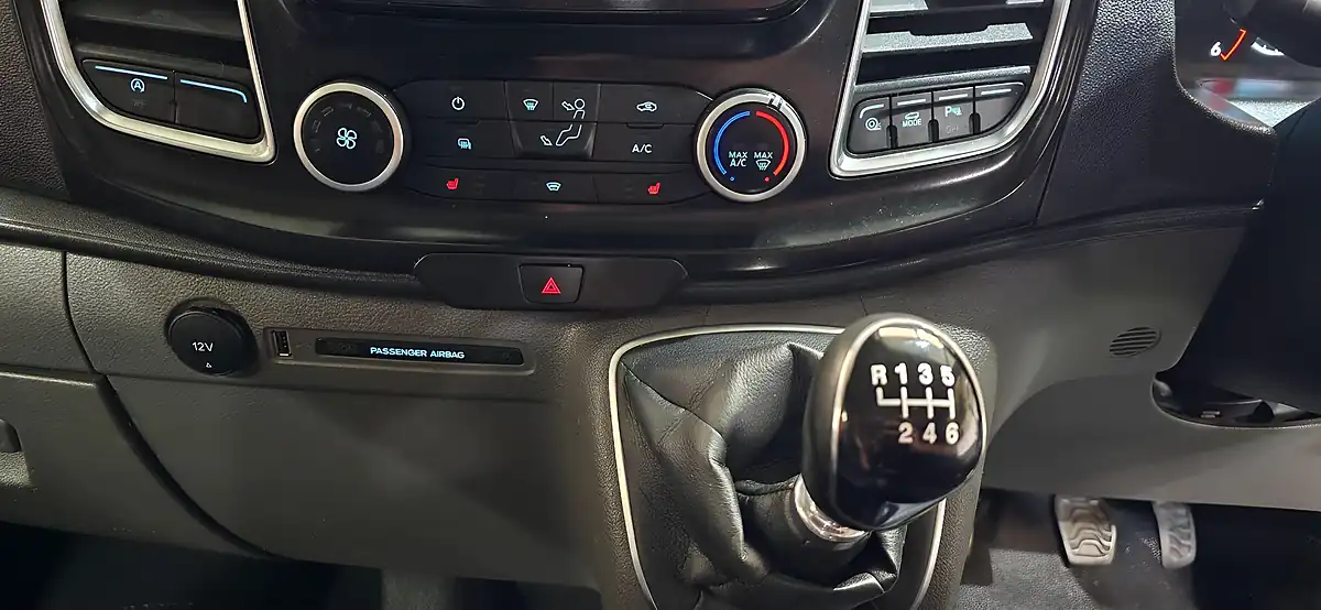 Used 2019 Ford Transit Custom Limited Edition Black - Interior and Exterior details 17