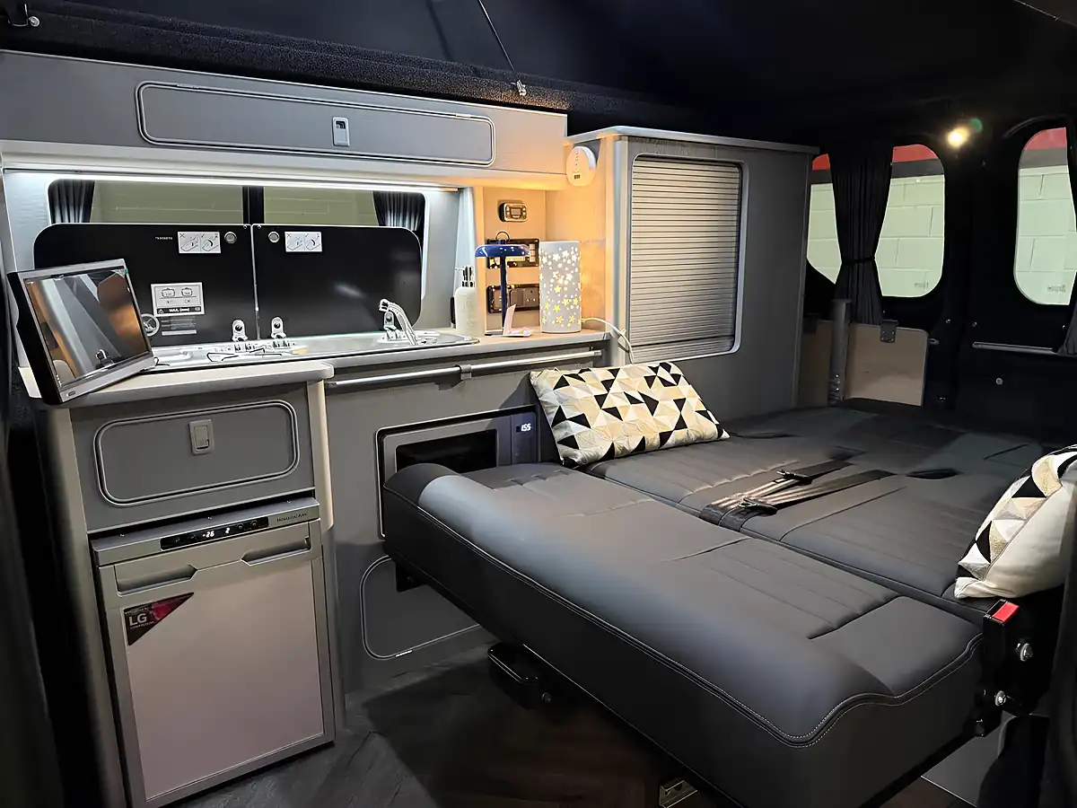 Used 2019 Ford Transit Custom Limited Edition Black - Interior and Exterior details 3