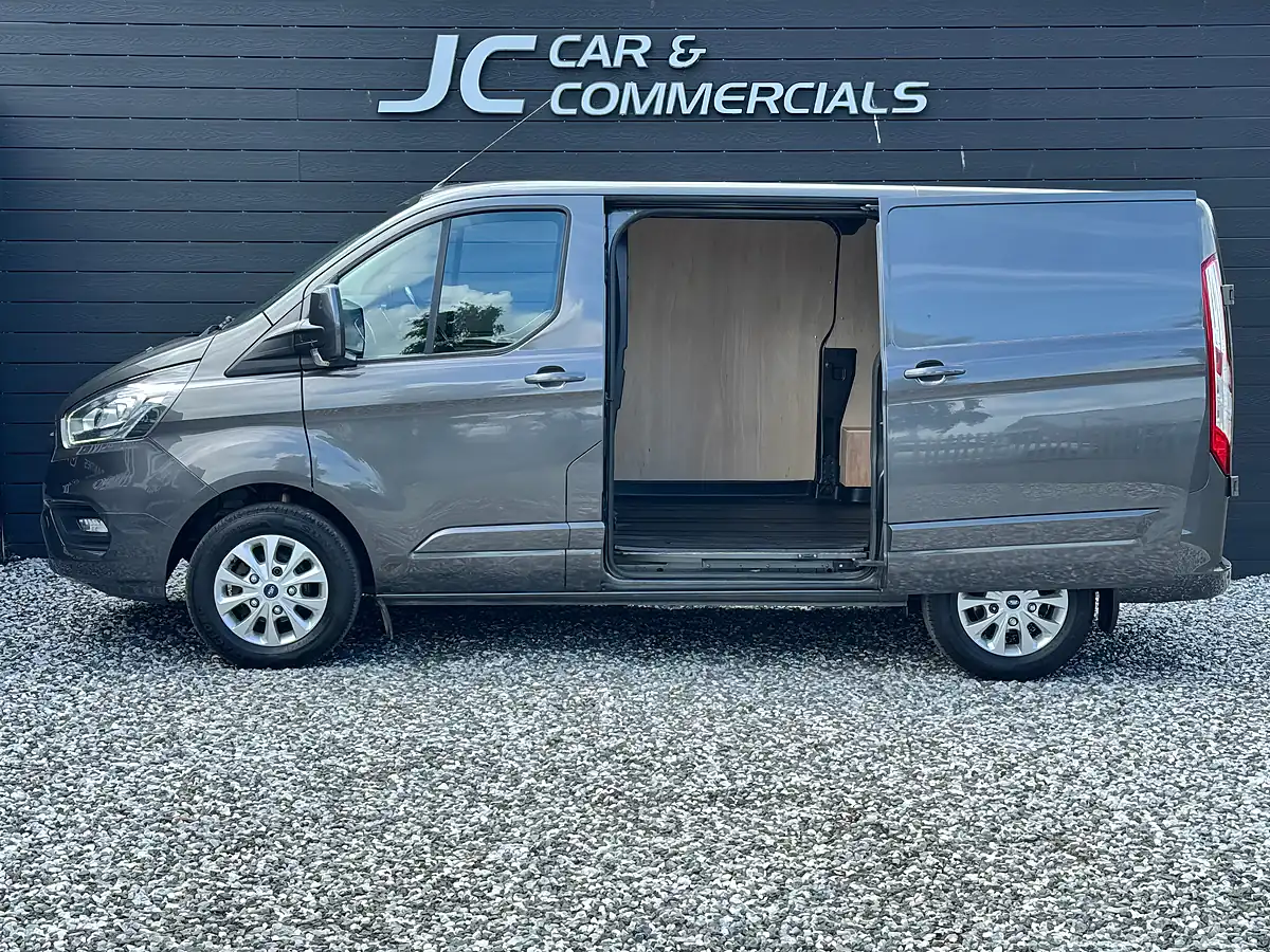 Used 2019 Ford Transit Custom Limited Grey - Interior and Exterior details 10
