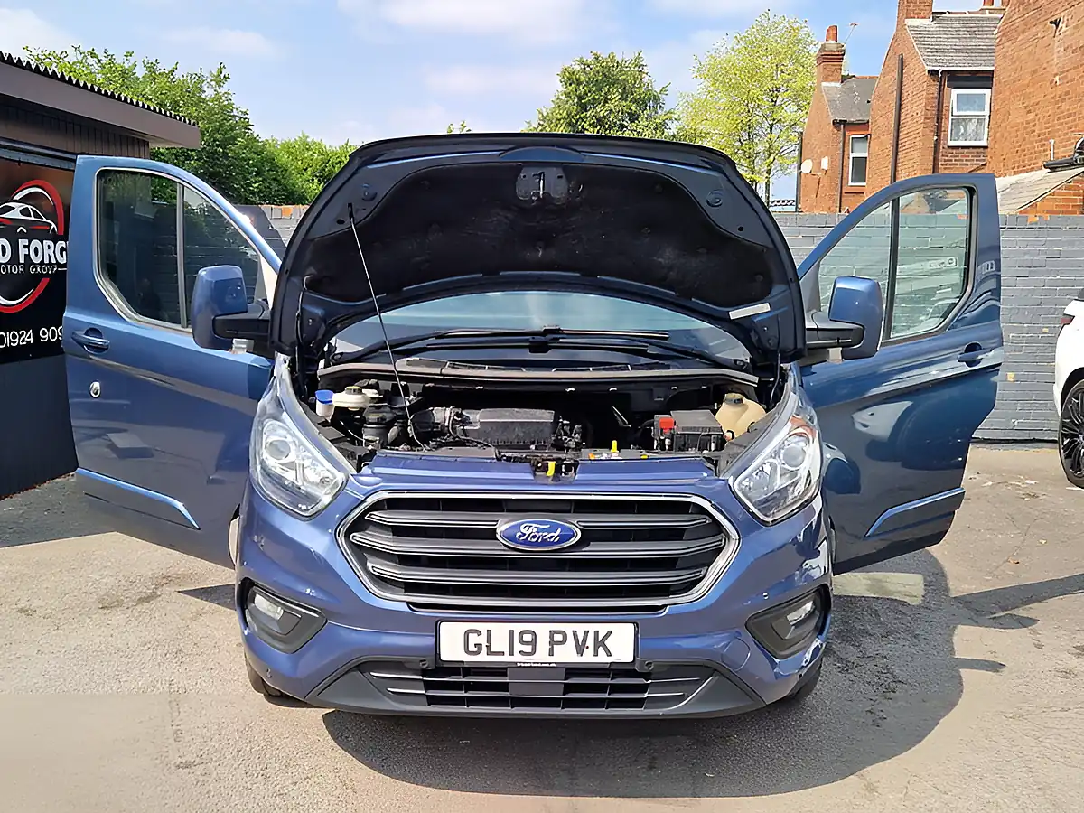 Used 2019 Ford Transit Custom Limited L1 H1 Blue - Interior and Exterior details 10