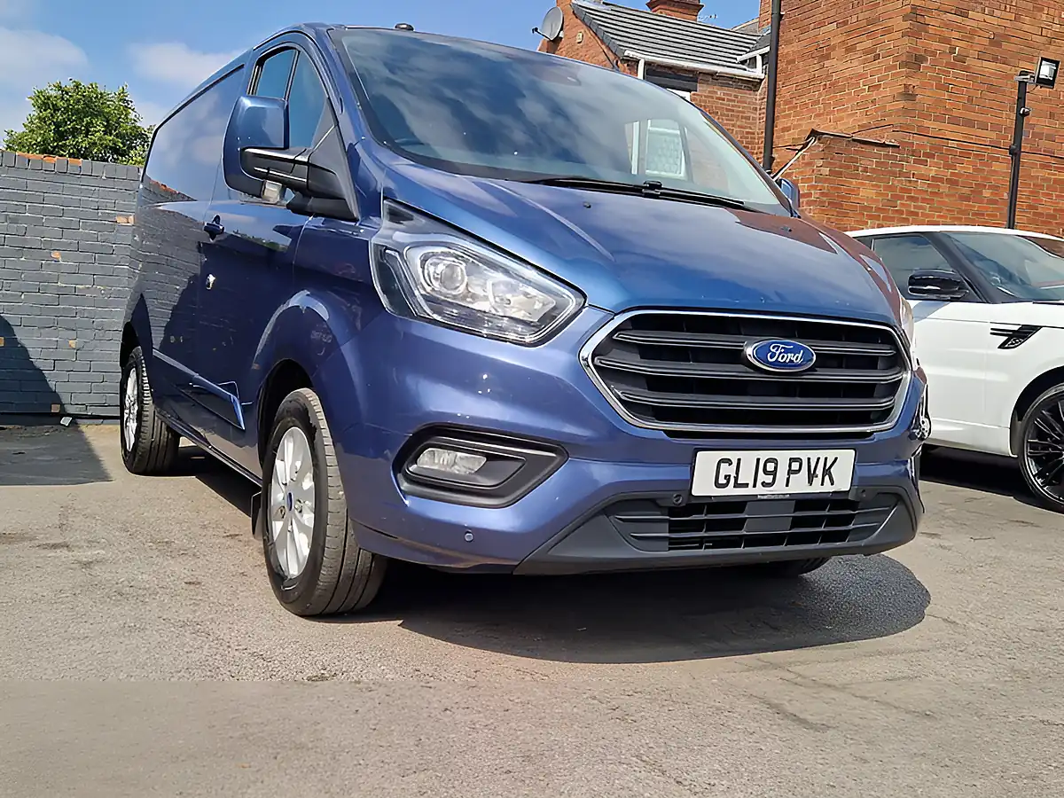 Used 2019 Ford Transit Custom Limited L1 H1 Blue - Interior and Exterior details 11