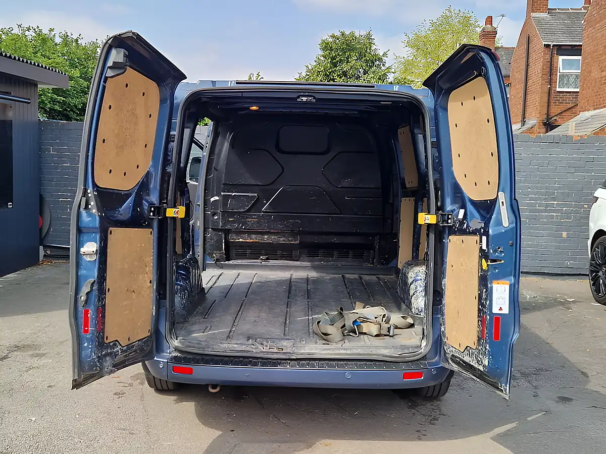 Used 2019 Ford Transit Custom Limited L1 H1 Blue - Interior and Exterior details 12