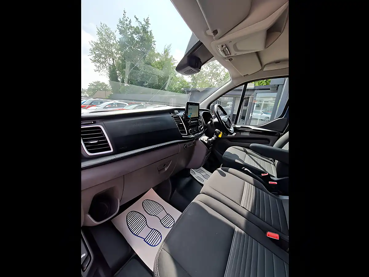 Used 2019 Ford Transit Custom Limited L1 H1 Blue - Interior and Exterior details 17