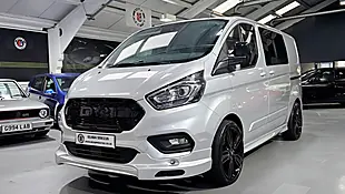 Used 2019 Ford Transit Custom Limited Moondust Silver - Interior and Exterior details 12
