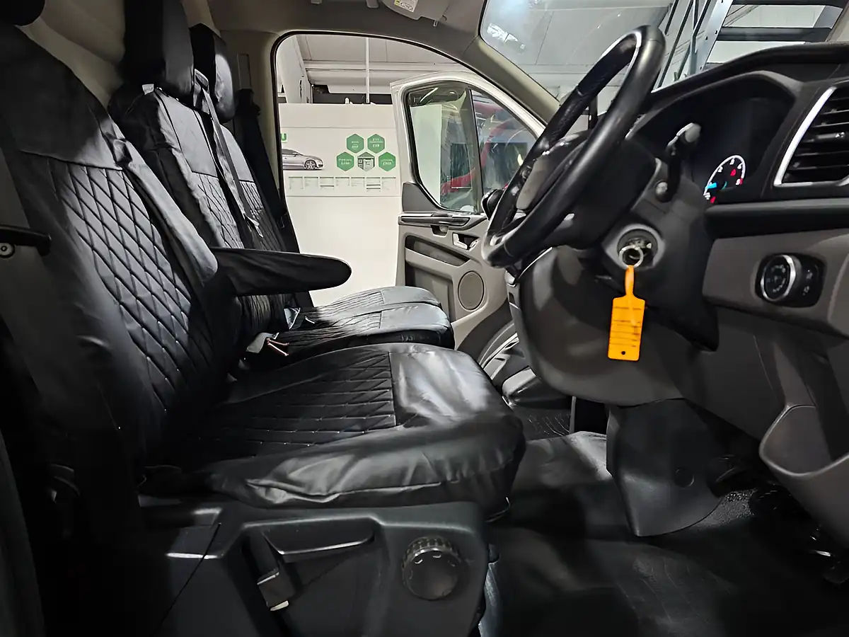 Used 2019 Ford Transit Custom Limited Moondust Silver - Interior and Exterior details 19