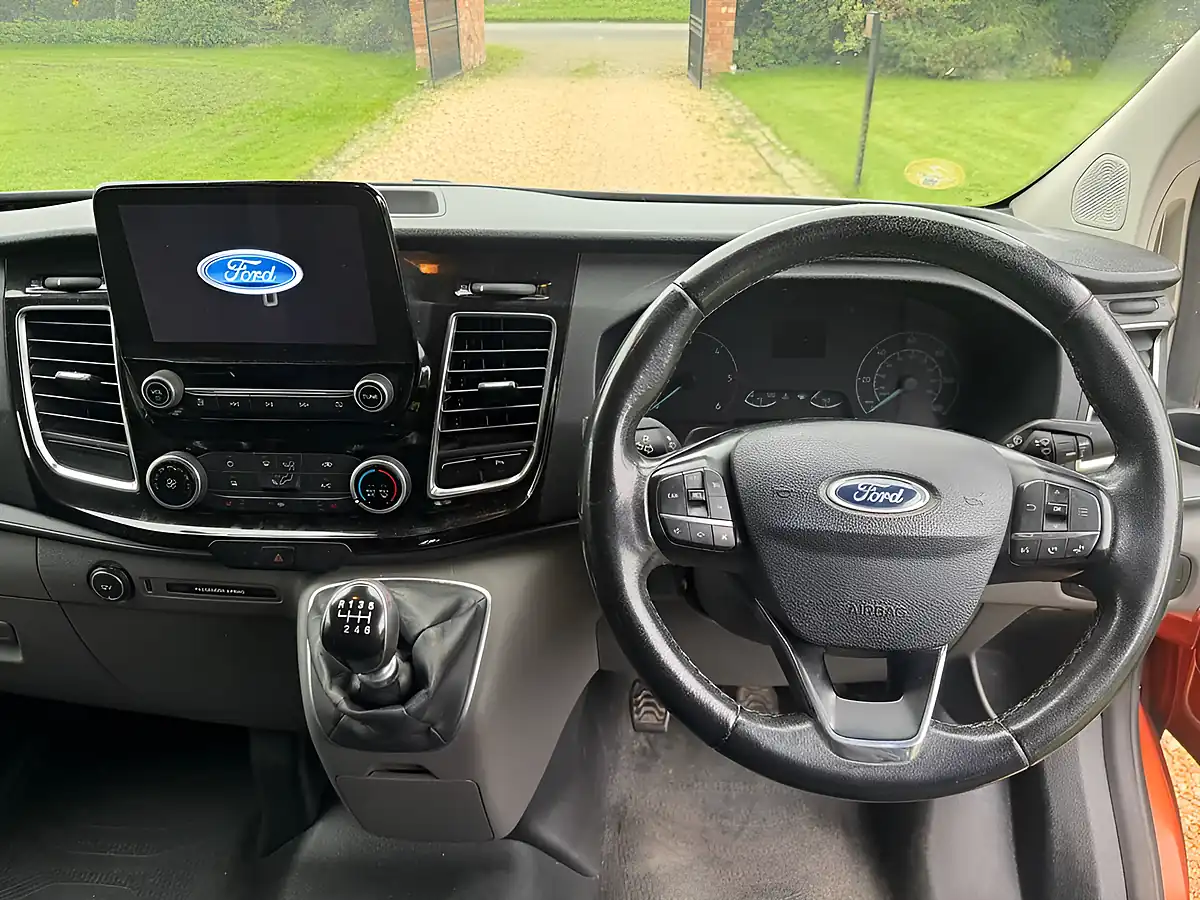 Used 2019 Ford Transit Custom Limited Orange - Interior and Exterior details 10