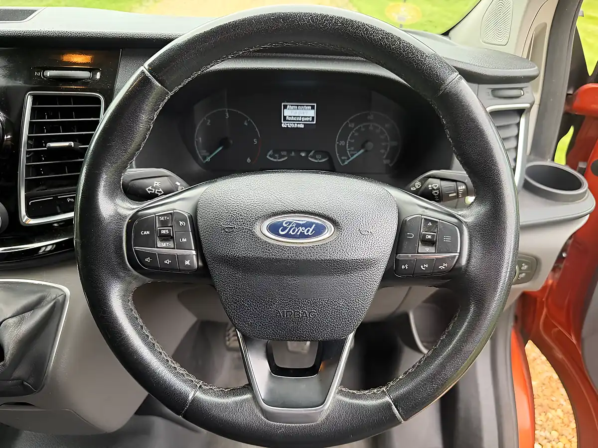 Used 2019 Ford Transit Custom Limited Orange - Interior and Exterior details 13