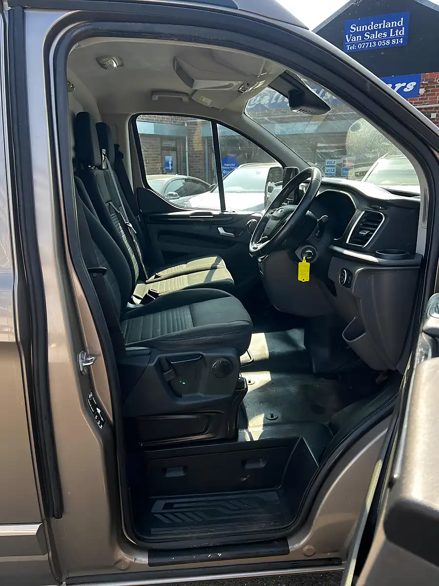 Used 2019 Ford Transit Custom Limited Silver - Interior and Exterior details 11