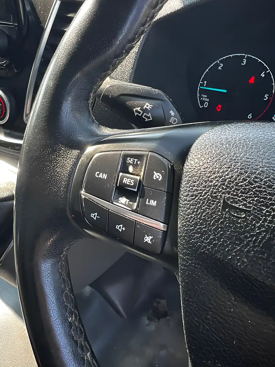 Used 2019 Ford Transit Custom Limited Silver - Interior and Exterior details 14