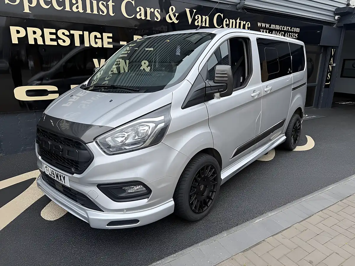 Used 2019 Ford Transit Custom Limited Silver - Front View