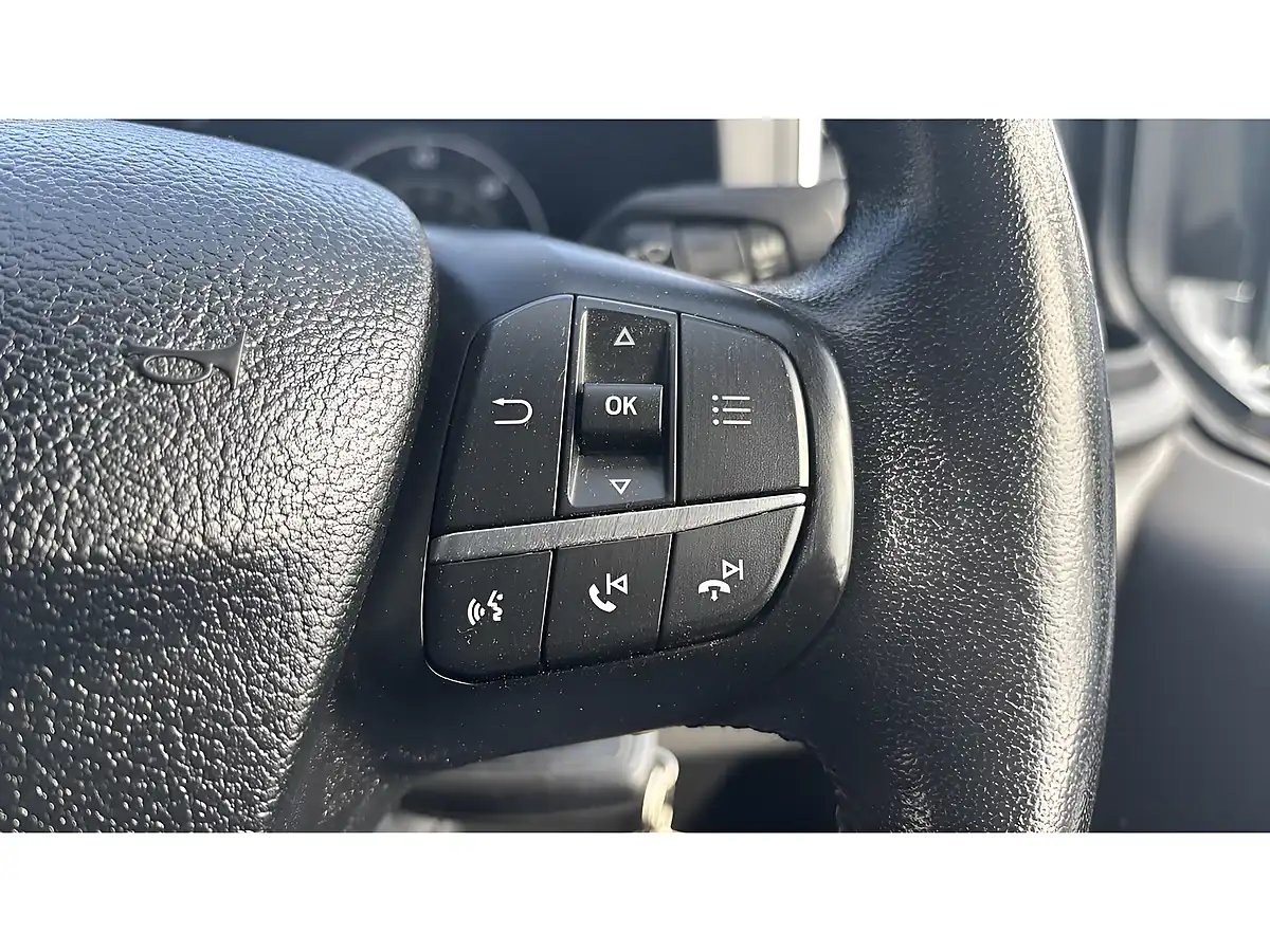 Used 2019 Ford Transit Custom Limited White - Interior and Exterior details 13