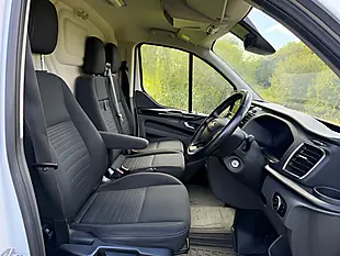 Used 2019 Ford Transit Custom Limited White - Interior and Exterior details 15