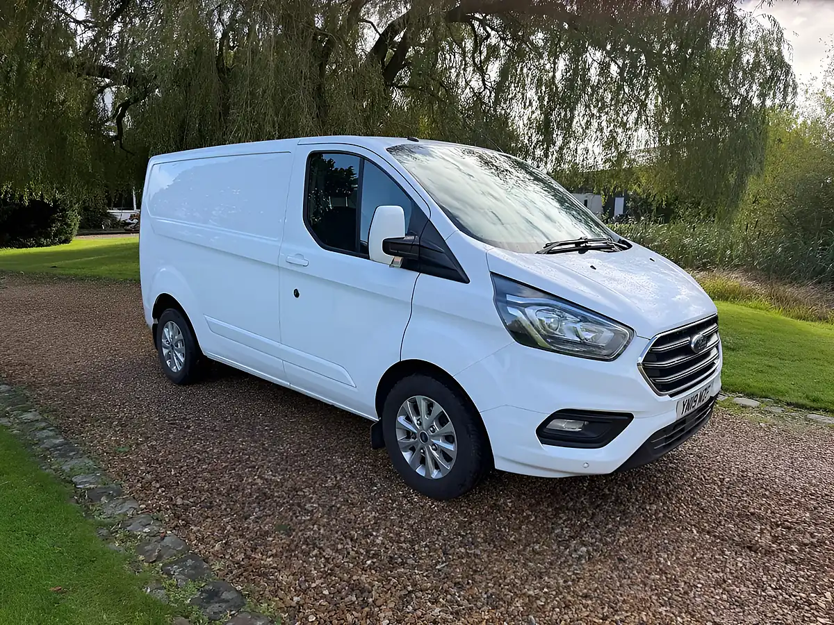 Used 2019 Ford Transit Custom Limited White - Interior and Exterior details 7