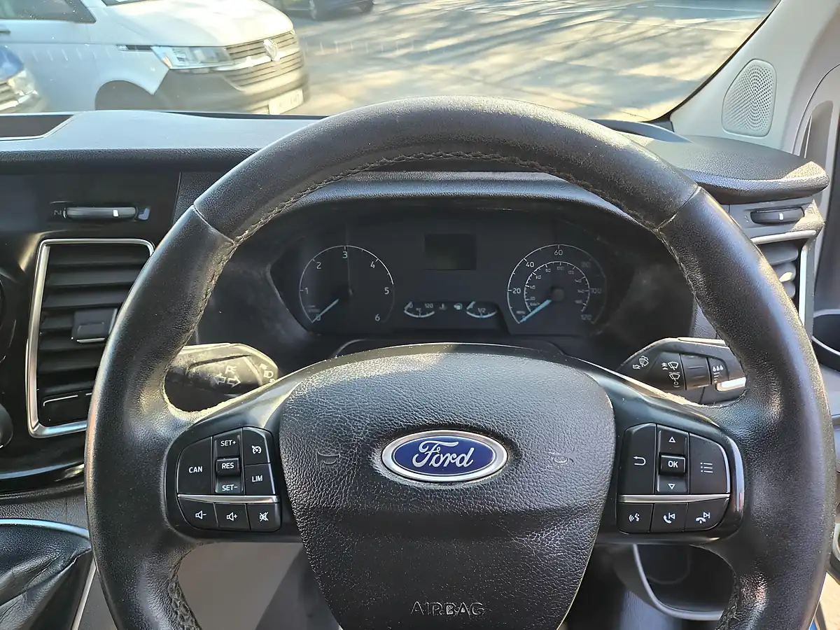 Used 2019 Ford Transit Custom Low Roof Limited Blue - Interior and Exterior details 12