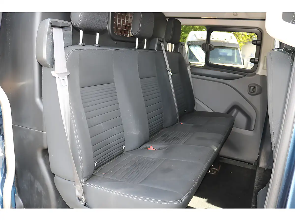 Used 2019 Ford Transit Custom Lwb L2H1 Crew Cab Blue - Interior and Exterior details 14