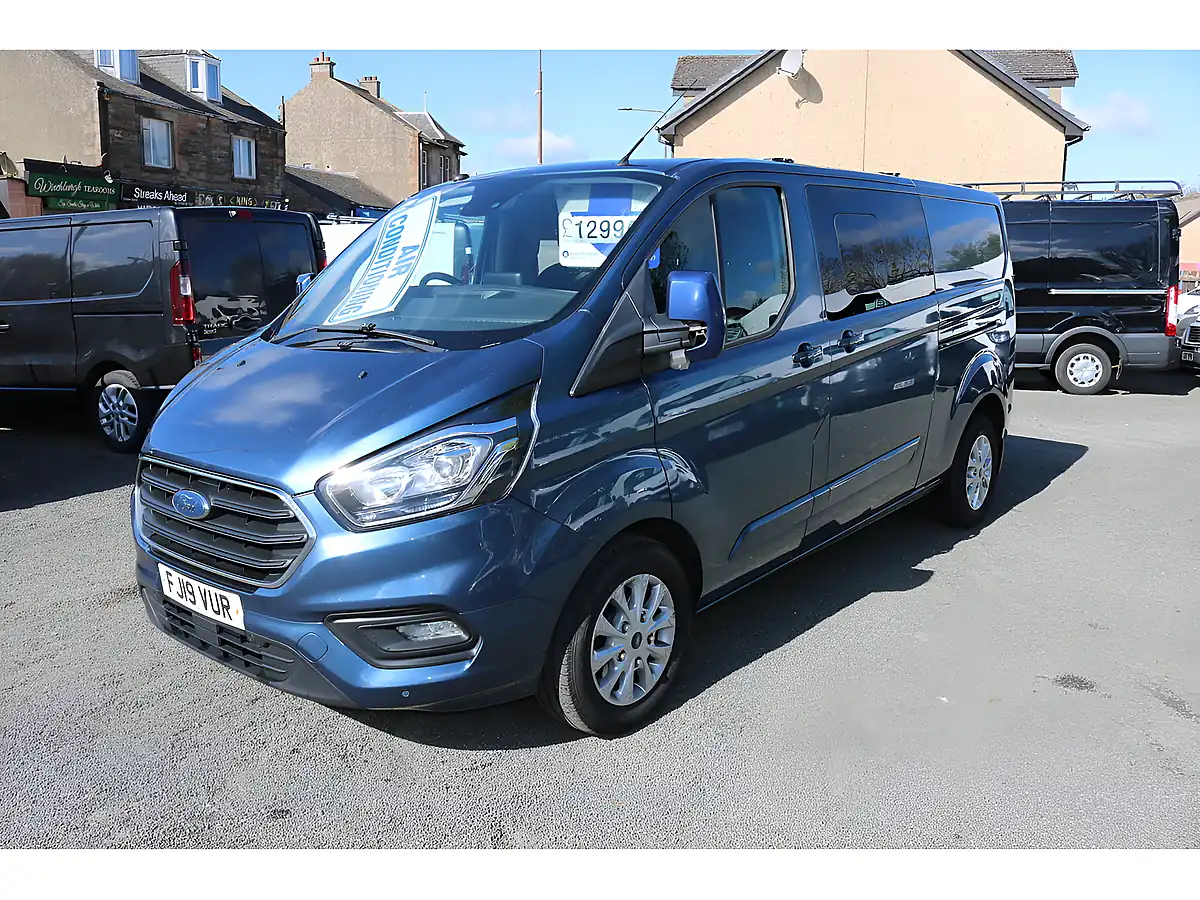 Used 2019 Ford Transit Custom Lwb L2H1 Crew Cab Blue - Interior and Exterior details 3