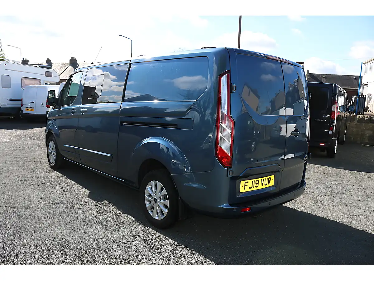 Used 2019 Ford Transit Custom Lwb L2H1 Crew Cab Blue - Interior and Exterior details 5