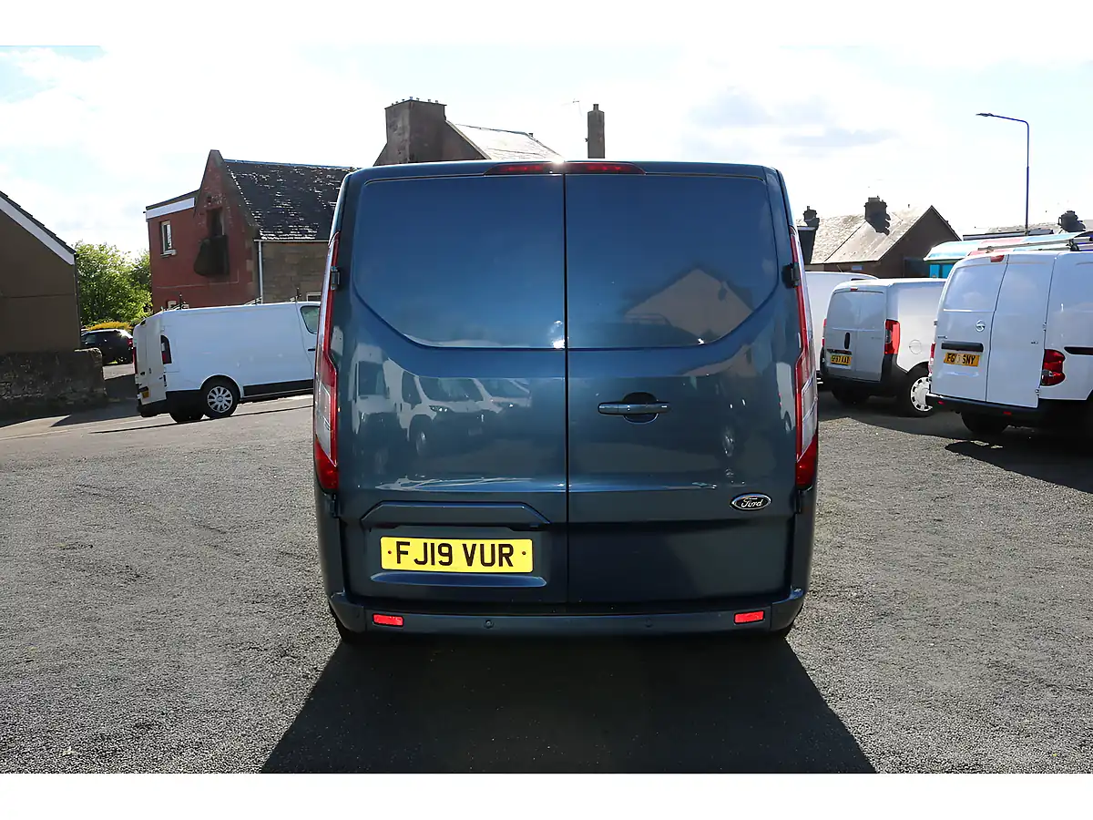 Used 2019 Ford Transit Custom Lwb L2H1 Crew Cab Blue - Interior and Exterior details 7