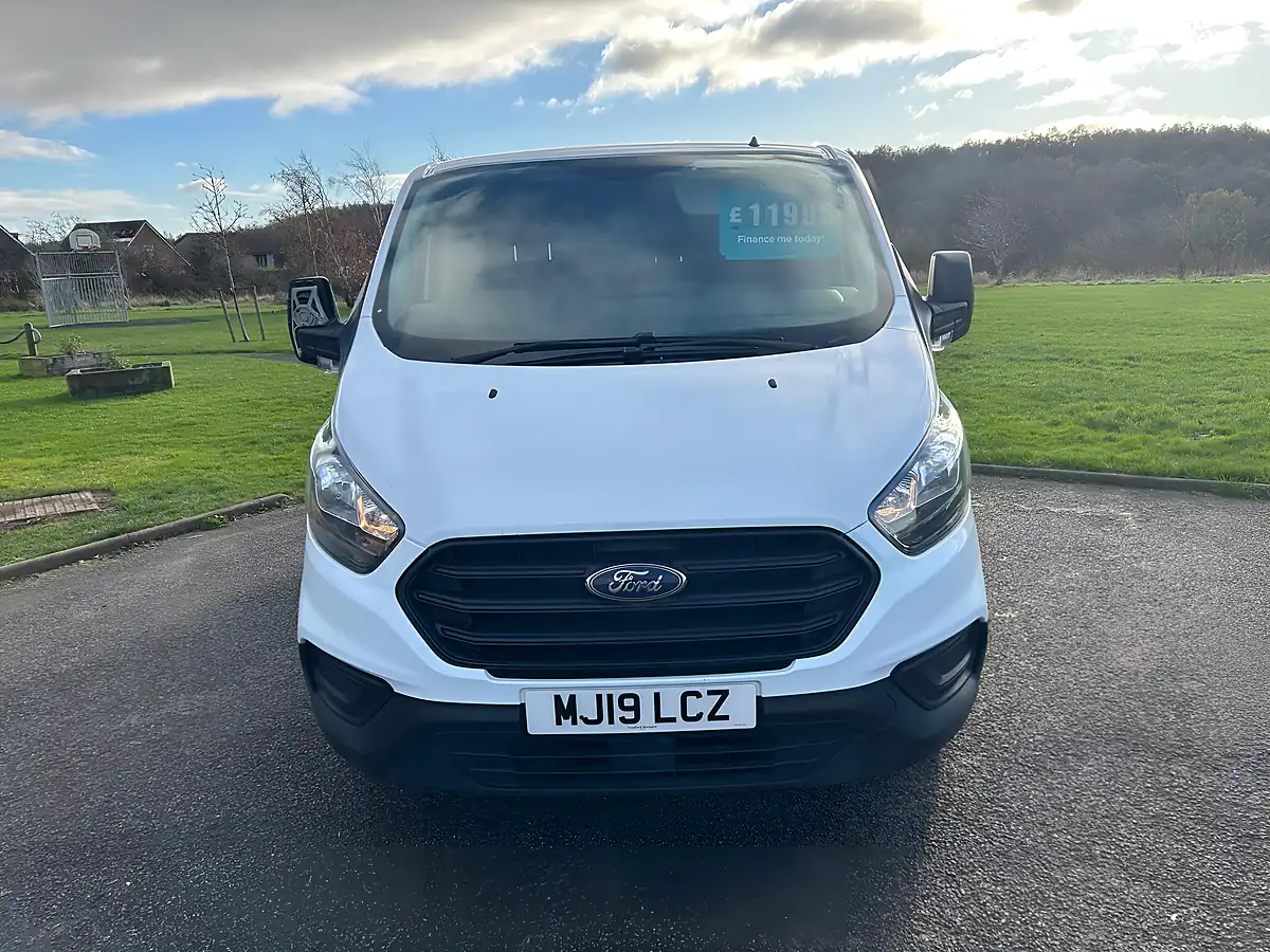 Used 2019 Ford Transit Custom Panel Van L1 H1 White - Interior and Exterior details 2