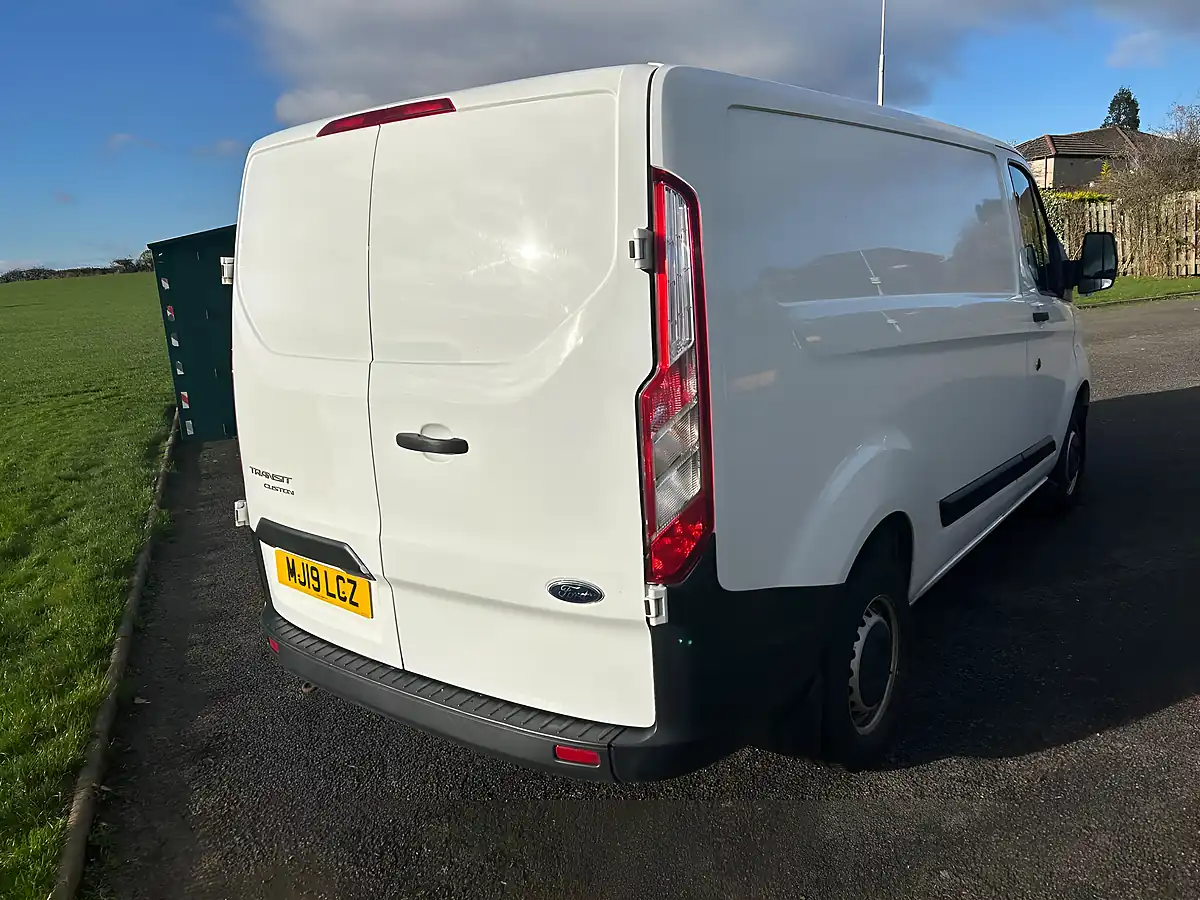 Used 2019 Ford Transit Custom Panel Van L1 H1 White - Interior and Exterior details 5