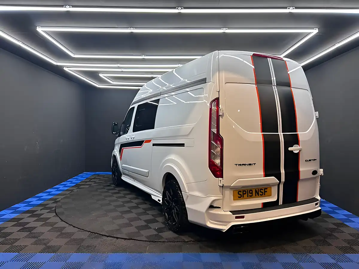 Used 2019 Ford Transit Custom Panel Van Pink - Interior and Exterior details 10