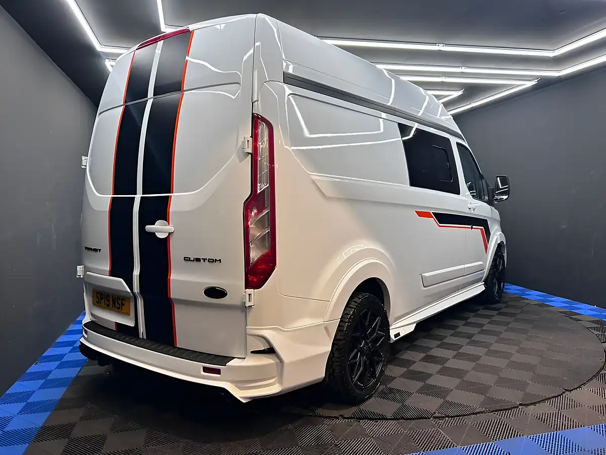 Used 2019 Ford Transit Custom Panel Van Pink - Interior and Exterior details 13
