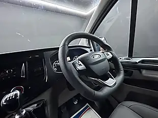 Used 2019 Ford Transit Custom Panel Van Pink - Interior and Exterior details 17