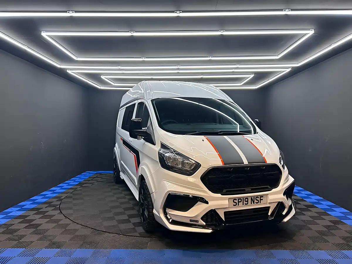 Used 2019 Ford Transit Custom Panel Van Pink - Interior and Exterior details 2
