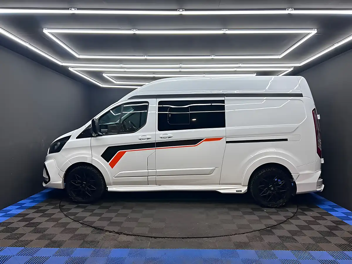 Used 2019 Ford Transit Custom Panel Van Pink - Interior and Exterior details 8