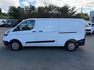 Used 2019 Ford Transit Custom Panel Van White - Interior and Exterior details 6