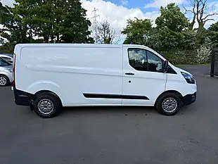 Used 2019 Ford Transit Custom Panel Van White - Interior and Exterior details 9
