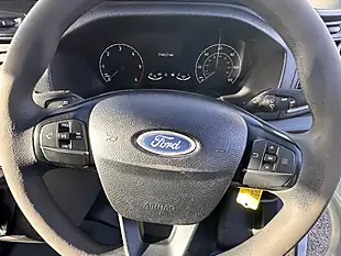Used 2019 Ford Transit Custom Panel Van White - Interior and Exterior details 12